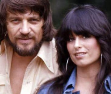 Jennifer Eddy mother Jessi Colter and stepfather Waylon Jennings